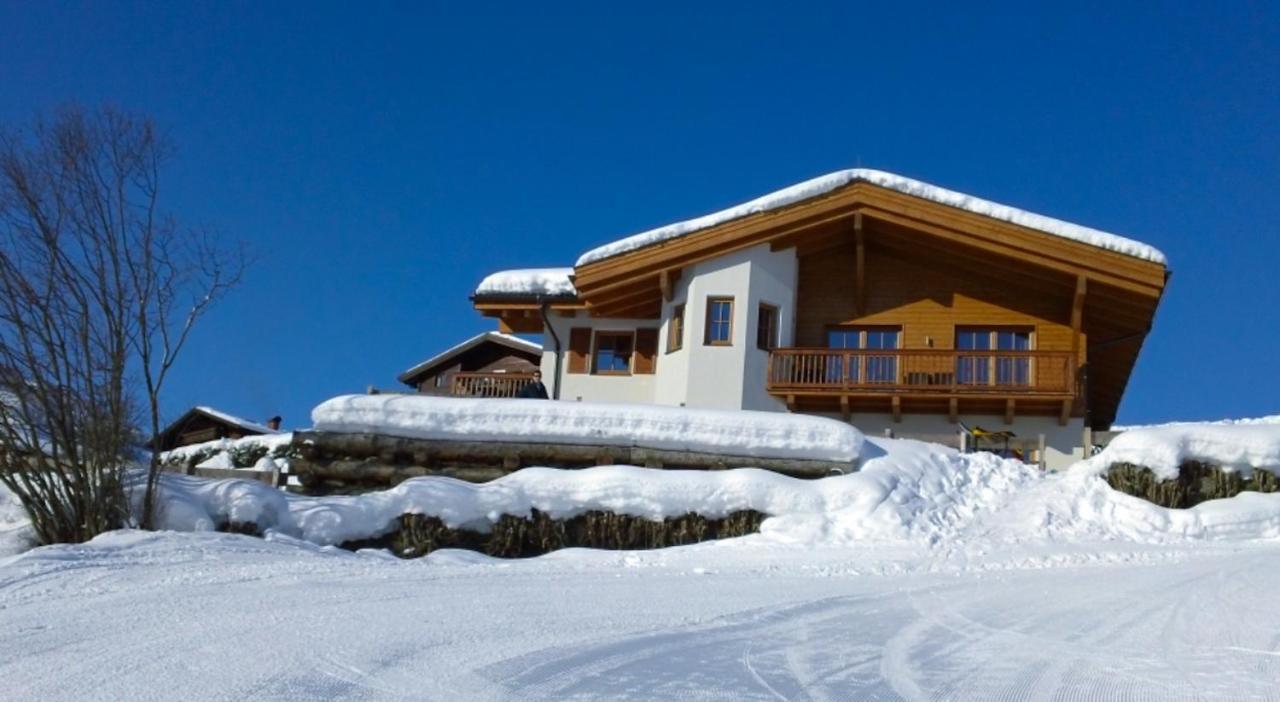 Chalet An Der Piste คาพรูน ภายนอก รูปภาพ