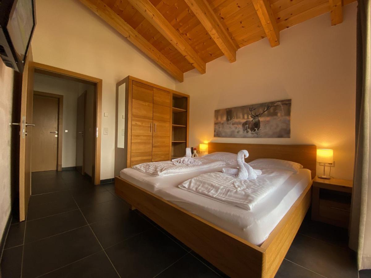 Chalet An Der Piste คาพรูน ภายนอก รูปภาพ