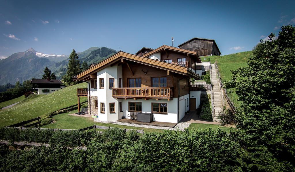 Chalet An Der Piste คาพรูน ภายนอก รูปภาพ