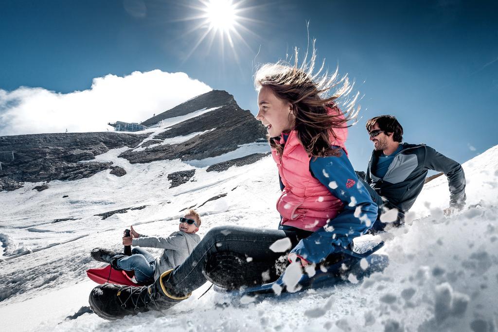 Chalet An Der Piste คาพรูน ภายนอก รูปภาพ